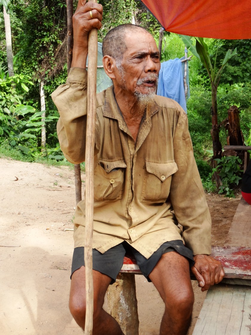 13.7-Orang-Asli-alter-Mann