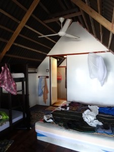 35.1-Hütte-von-innen