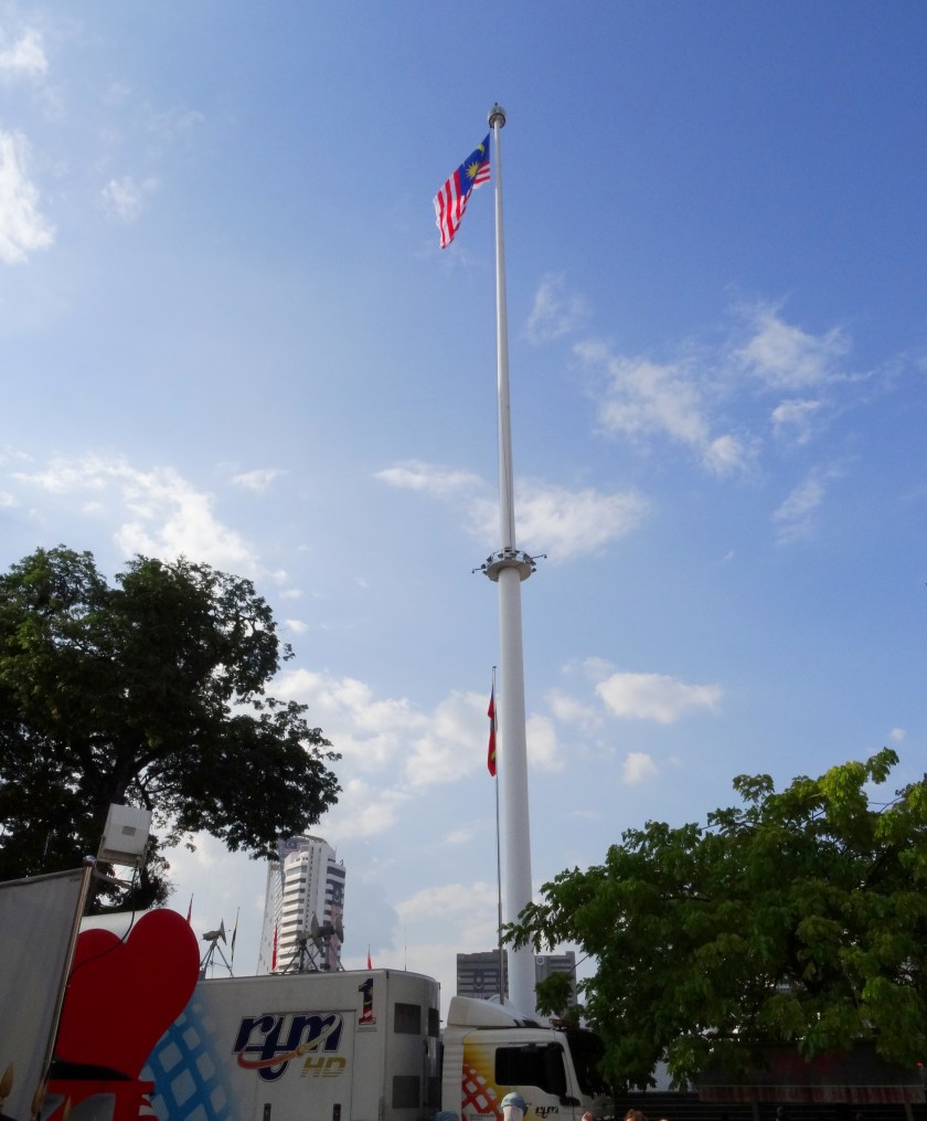 7.3-Fahnenmast-Merdeka